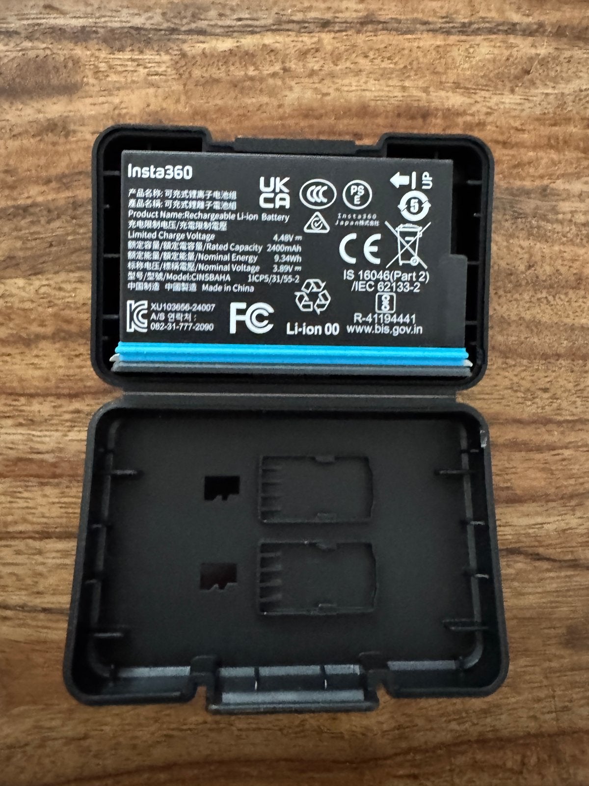Insta360 Oplaadbare Li-ion Batterij 2400mAh, Ophalen of Verzenden, Zo goed als nieuw, Oplaadbaar