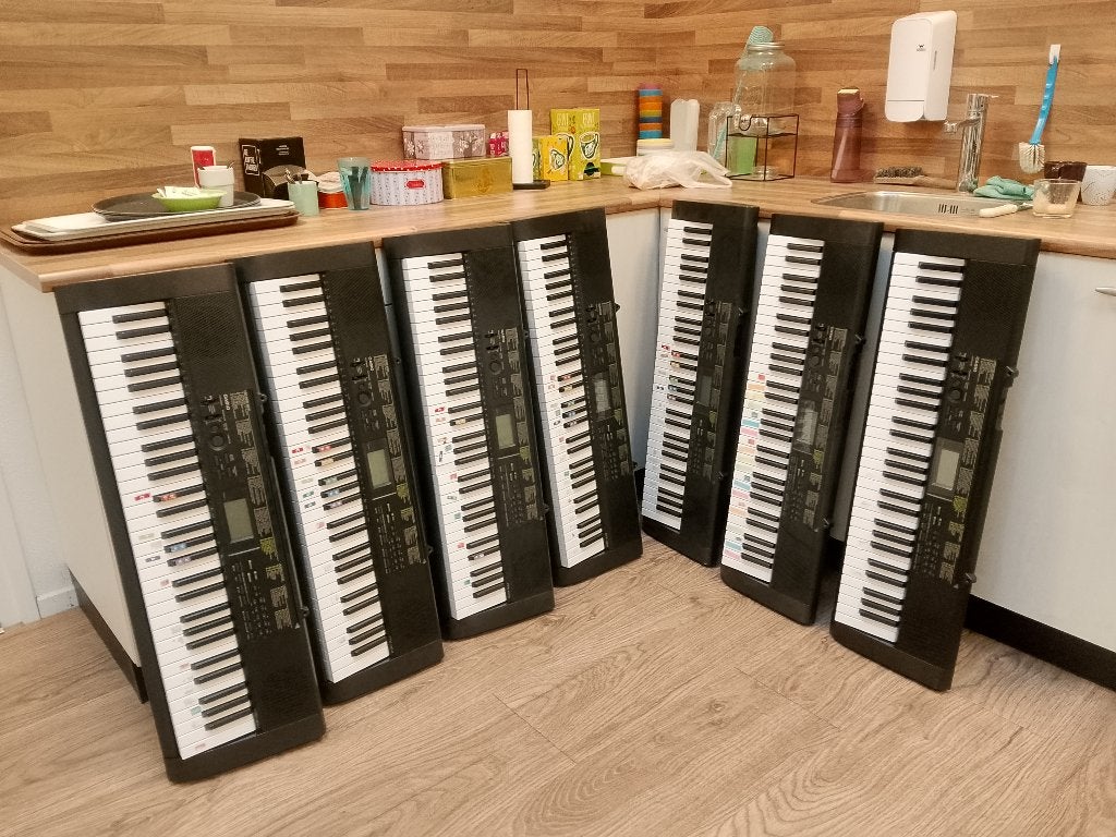 Casio CTK-1100 keyboards, Ophalen, Casio, Aanslaggevoelig, 61 toetsen
