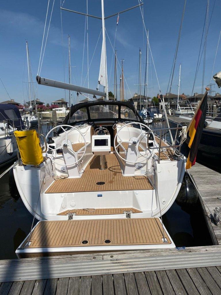 Bavaria 34 Cruiser (2020) – Topconditie & Full Option, Watersport en Boten, Kajuitzeilboten en Zeiljachten, 10 m, Binnenboordmotor