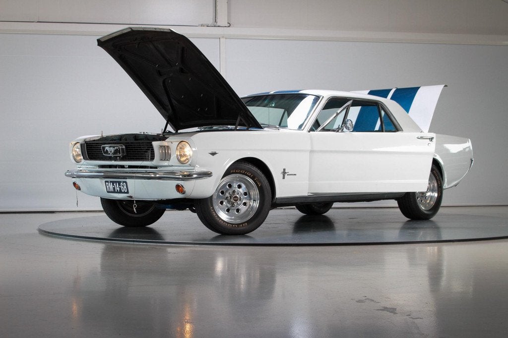 Ford Mustang Coupe 289 V8, Auto's, Ford, Automaat, Achterwielaandrijving, Gebruikt, Wit