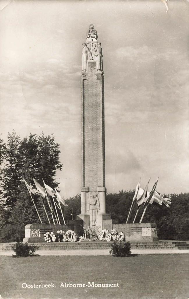 Oosterbeek, Airborne-Monument, Ophalen of Verzenden, 1960 tot 1980, Gelopen, Gelderland