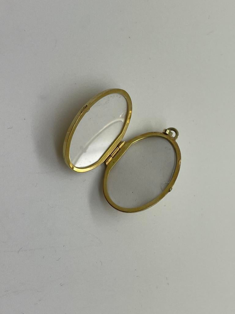 C944 Prachtige zilveren K&L medaillon hanger goudkleurig, Ophalen of Verzenden, Zilver, Hanger