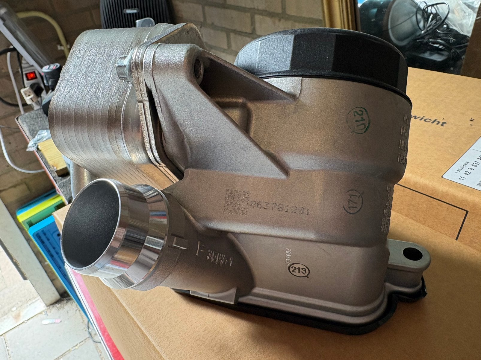 Origineel BMW Oliefilterhuis + Koeler 11428637812, Verzenden, Nieuw, BMW
