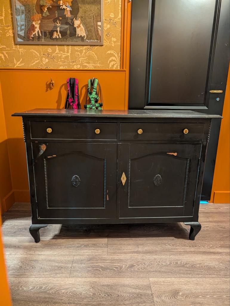 Gratis dressoir, Huis en Inrichting, Kasten | Dressoirs, Ophalen, Gebruikt, 25 tot 50 cm, Met deur(en)