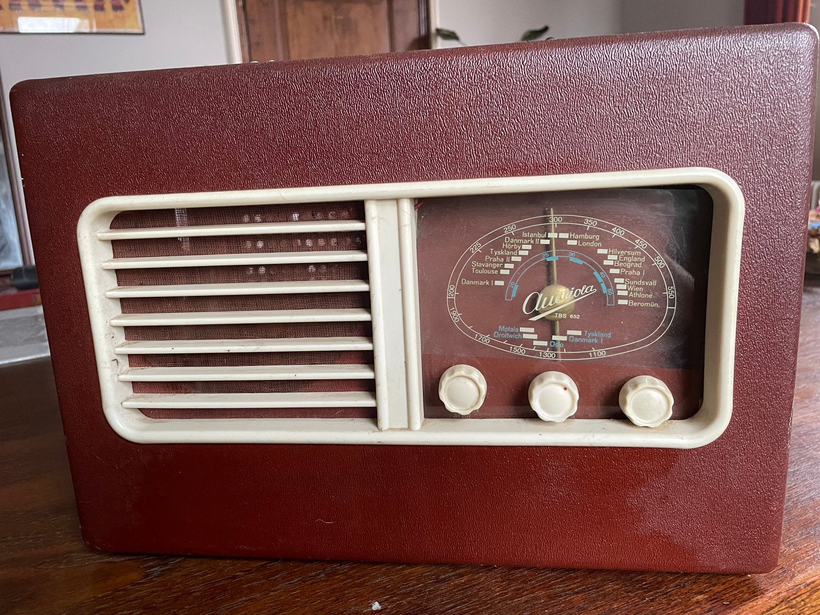 Antieke radio, Ophalen