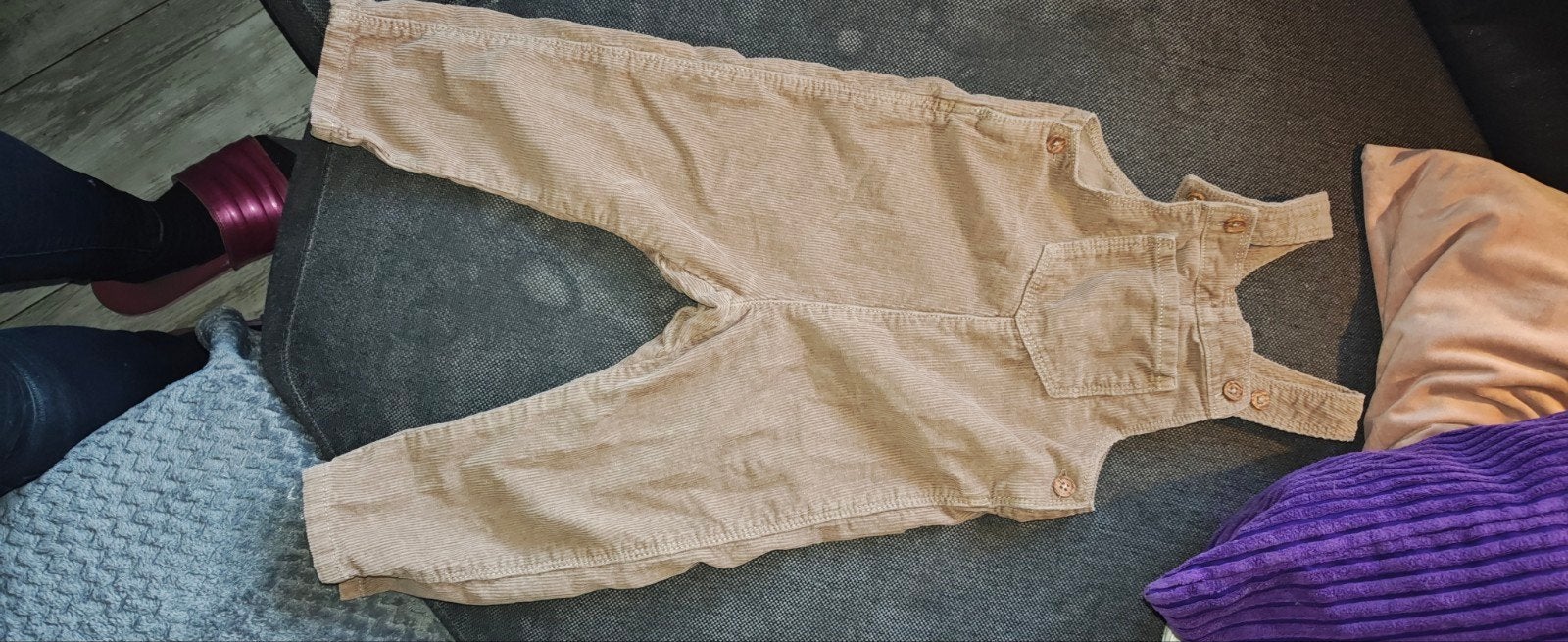 Leuke ribbroek salopette maat 92, Kinderen en Baby's, Broek, Gebruikt, Jongen of Meisje, Ophalen of Verzenden