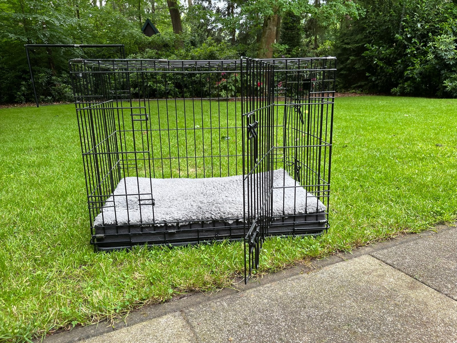 Mooie nieuwe bench met passende hoes 55x75x55, Dieren en Toebehoren, Ophalen, Zo goed als nieuw