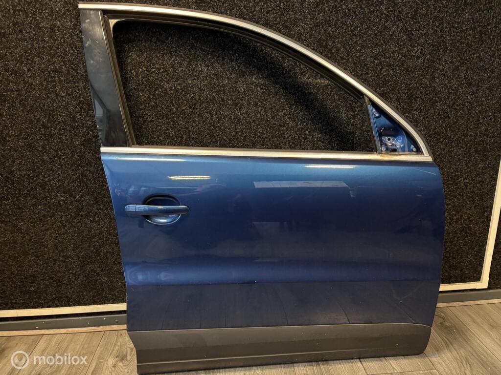 Volkswagen Tiguan ('07-'17) Portier Deur Rechtsvoor | LC5C |, Gebruikt, Ophalen of Verzenden, Volkswagen, Voor