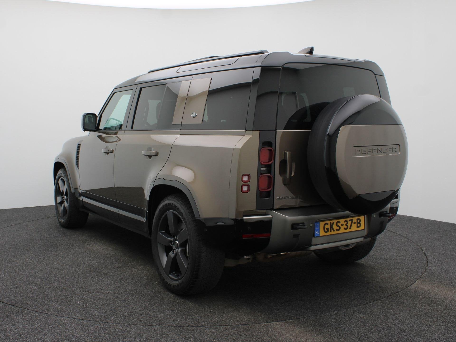 Land Rover Defender 110 3.0 D300 110 X-Dynamic HSE | Head up, Auto's, Land Rover, Automaat, 12 maanden, Gebruikt, Euro 6