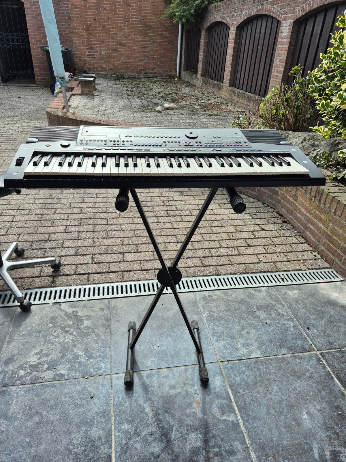 Yamaha PSR-510 Keyboard met standaard, Muziek en Instrumenten, Ophalen, Yamaha, Aanslaggevoelig, 61 toetsen