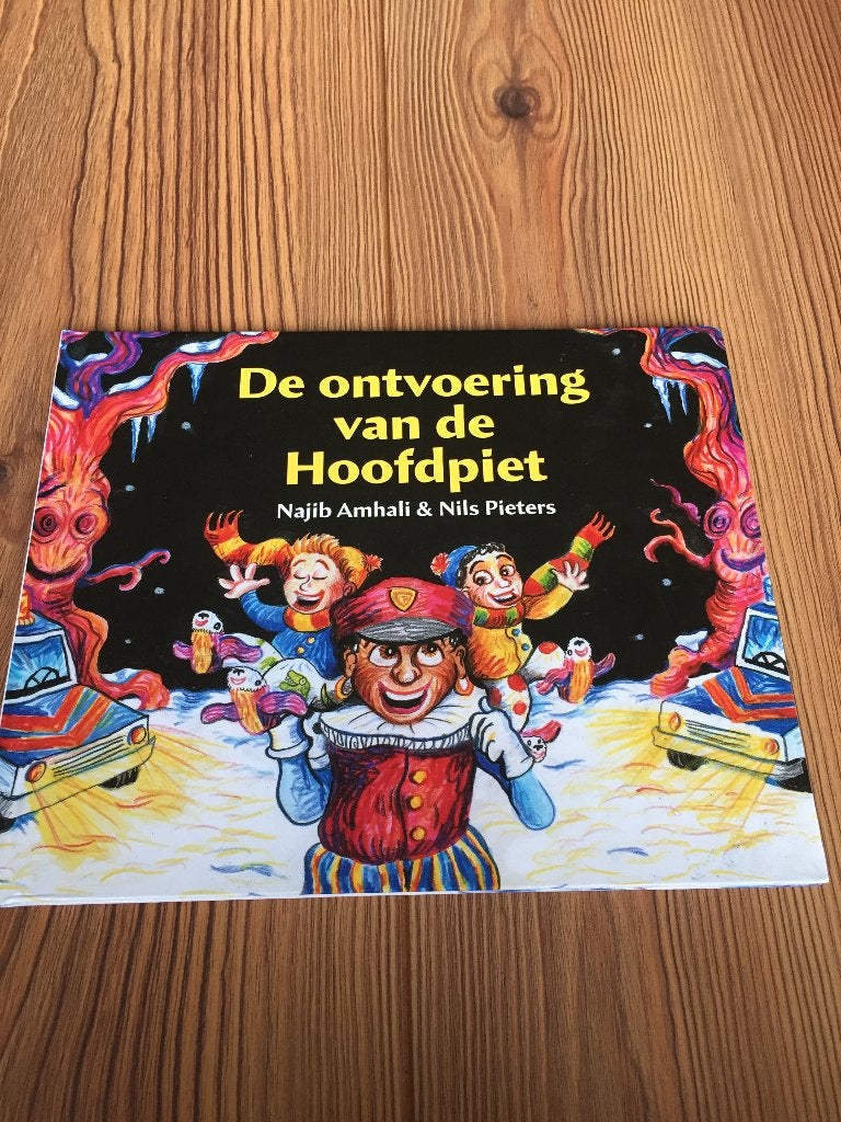 De ontvoering van de Hoofdpiet Najib Amhali Sint Piet, Gelezen, Fictie algemeen, Jongen of Meisje, Ophalen of Verzenden
