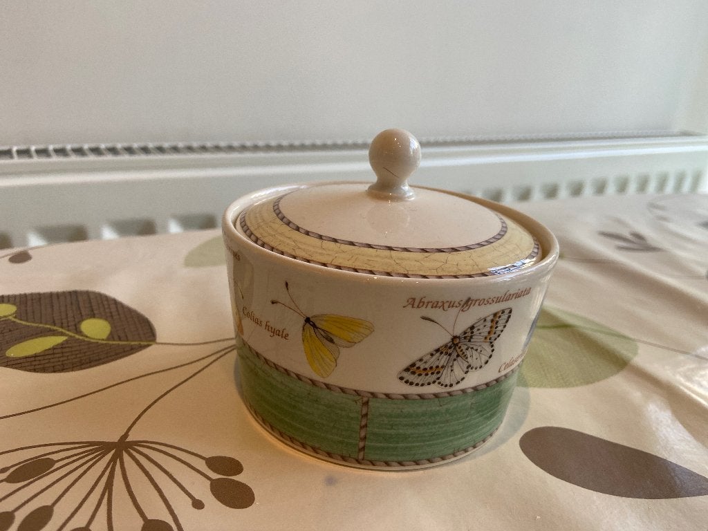 Wedgwood Sarah’s garden suikerpot, Overige typen, Ophalen of Verzenden, Zo goed als nieuw, Modern