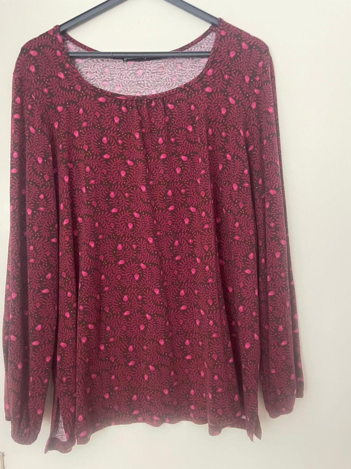 Vrolijke bordeaux katoenen boothals Gudrun Sjoden top, M, Verzenden, Maat 42/44 (L), Lange mouw, Gedragen