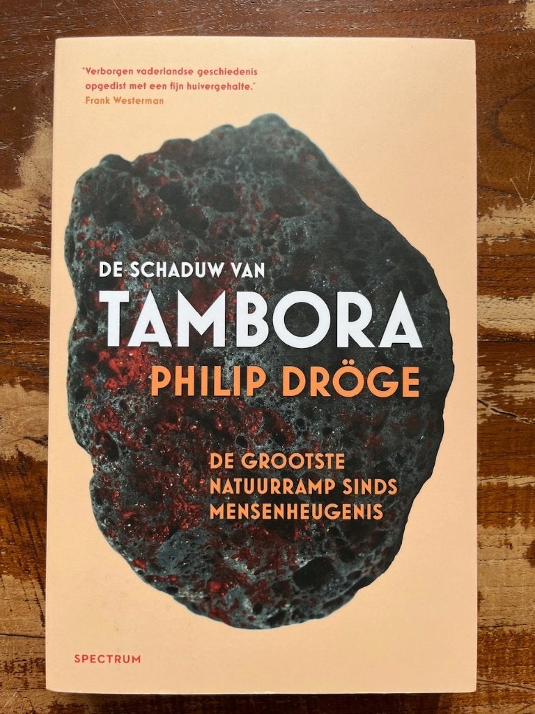 Philip Dröge - De schaduw van Tambora, Boeken, Ophalen of Verzenden, Nieuw, Overige gebieden