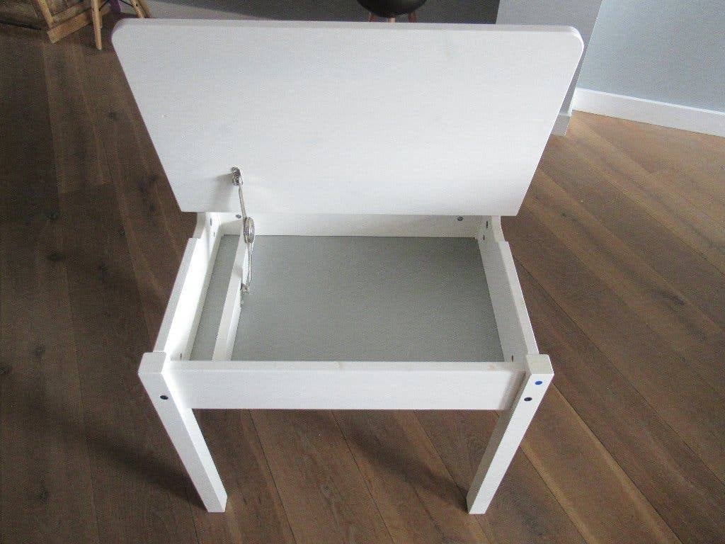 Ikea sundvik schooltafel tafel kinderbureau 60 x 45 cm, Ophalen, Zo goed als nieuw, Tafel(s)