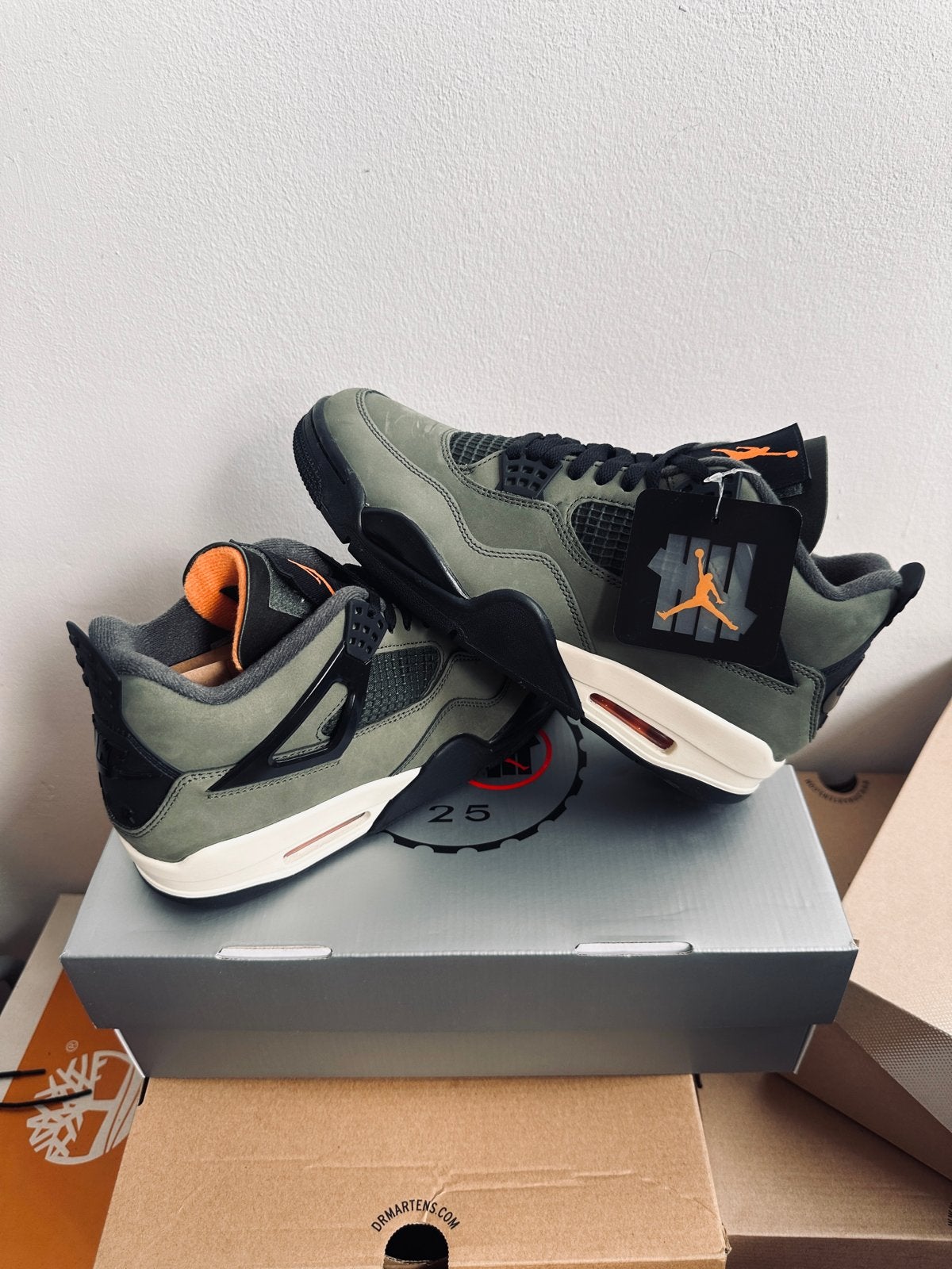 Nike Air Jordan 4 Retro OG SP Undefeated, Ophalen of Verzenden, Nieuw, Overige kleuren, Sneakers of Gympen