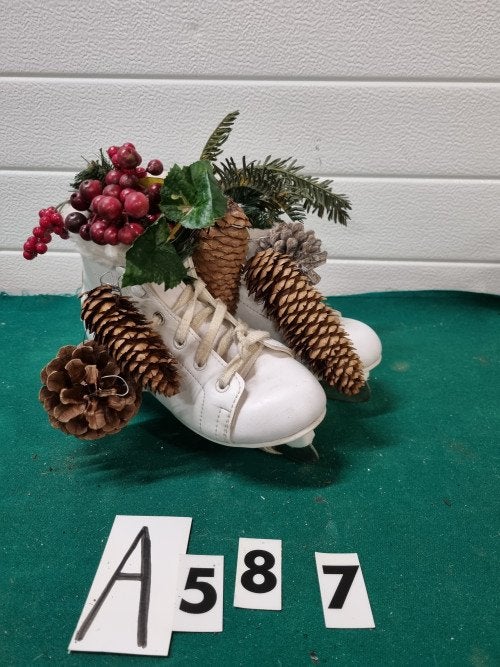 kerst stukje met kunstschaatsen decoratief, [a587], Ophalen of Verzenden, 'T Olde Gre-j, Info@toldegrej.nl, Endepoelstraat 20f Didam