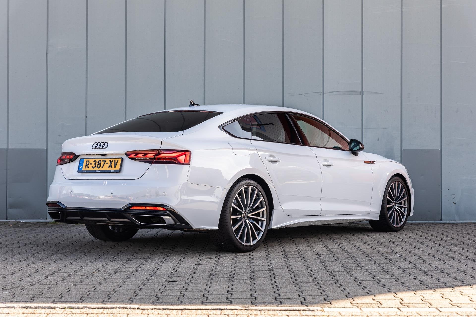 Audi A5 Sportback 35 TFSI 150pk S edition Competition | Trek, Auto's, 12 maanden, Gebruikt, 4 cilinders, Alcantara