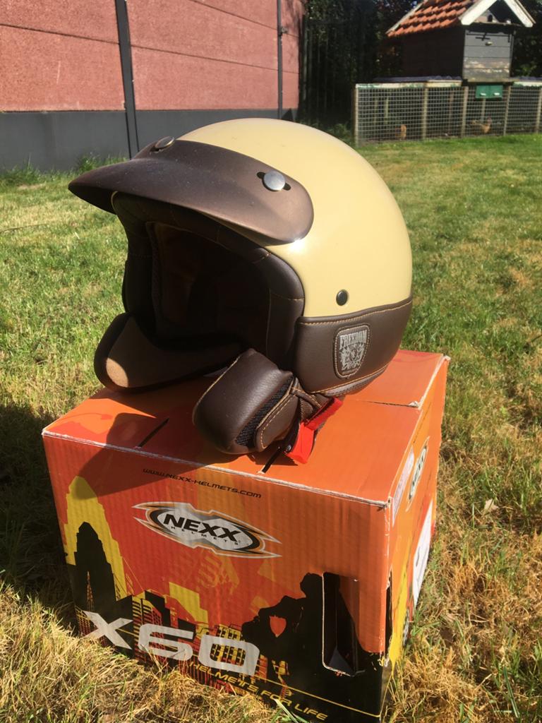 helm,  maat S-56, prijs/st  (eventueel 2), Fietsen en Brommers, Brommerhelmen, Ophalen of Verzenden, Zo goed als nieuw