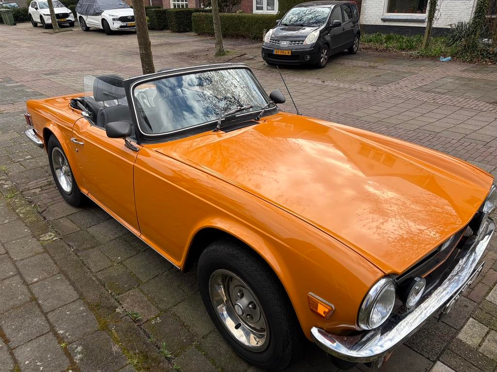 Triumph TR6 2.5 Hardtop Overdrive 1975, Auto's, Triumph, Particulier, TR6, Lederen bekleding, Stoelverwarming, USB, Benzine, Cabriolet