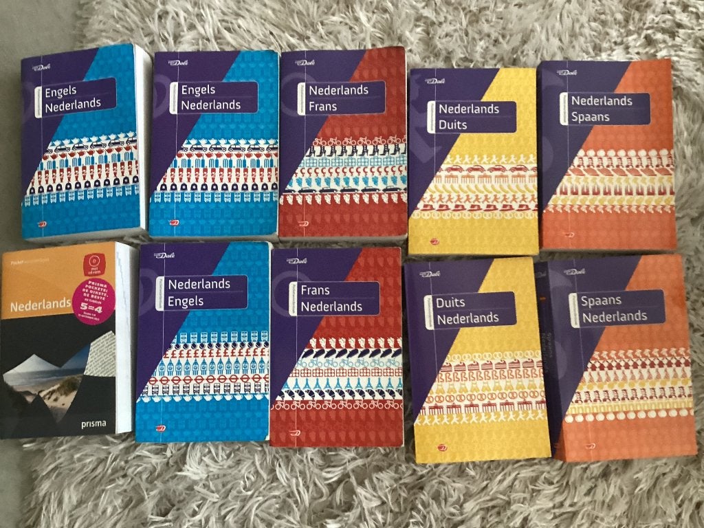 Diverse woordenboeken, Ophalen, Zo goed als nieuw, Van Dale, Van Dale