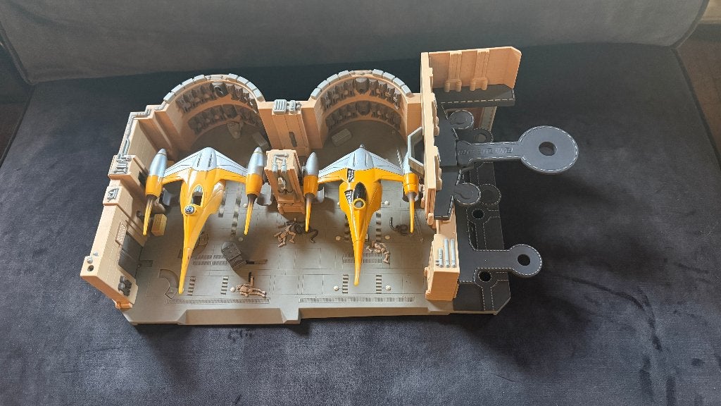 Star Wars Action Fleet Naboo Hanger Final Combat Playset, Verzenden, Gebruikt, Actiefiguurtje