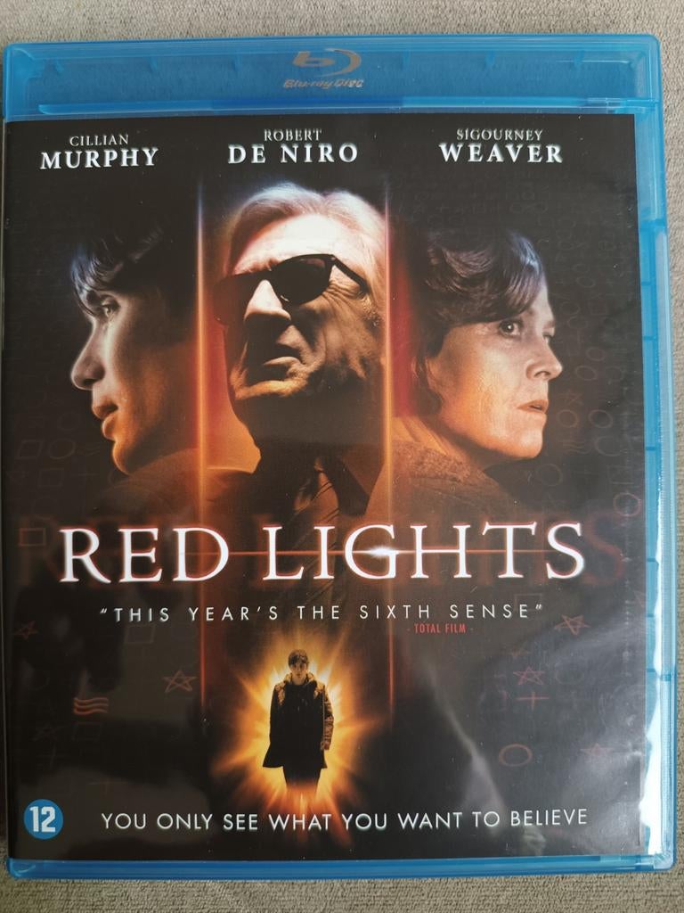 Red Lights - Blu-ray - thriller, Ophalen of Verzenden, Zo goed als nieuw, Thrillers en Misdaad