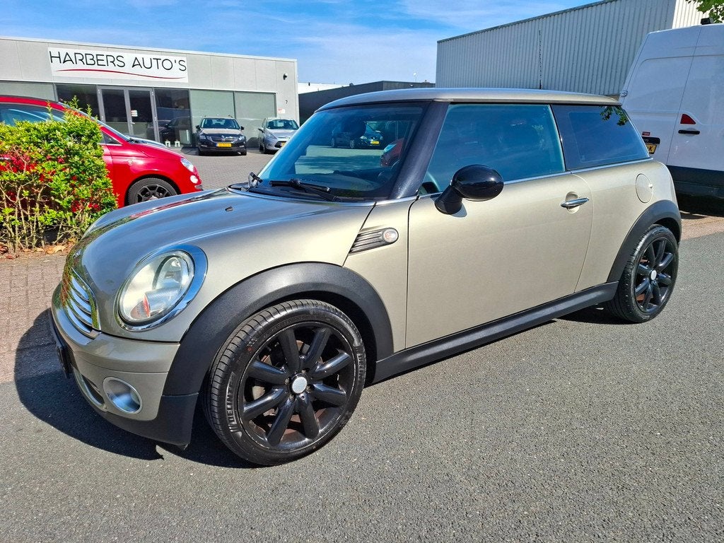 Mini 3-Deurs 1.4 One Pepper AIRCO/17 INCH!, Auto's, Mini, Voorwielaandrijving, Stof, Gebruikt, Zwart