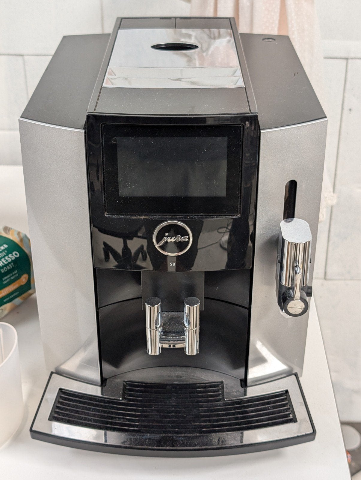 Jura S8 koffiemachine in goede staat, Ophalen, Zo goed als nieuw, Koffiemachine, Koffiebonen