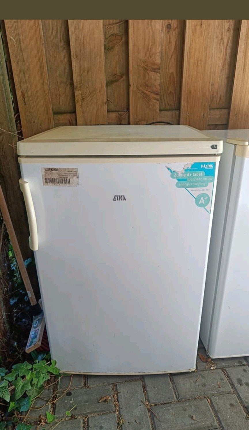 ETNA Koelkast met vriesvak - 86 cm hoog, Gebruikt, 100 tot 150 liter, Energieklasse A of zuiniger, 45 tot 60 cm