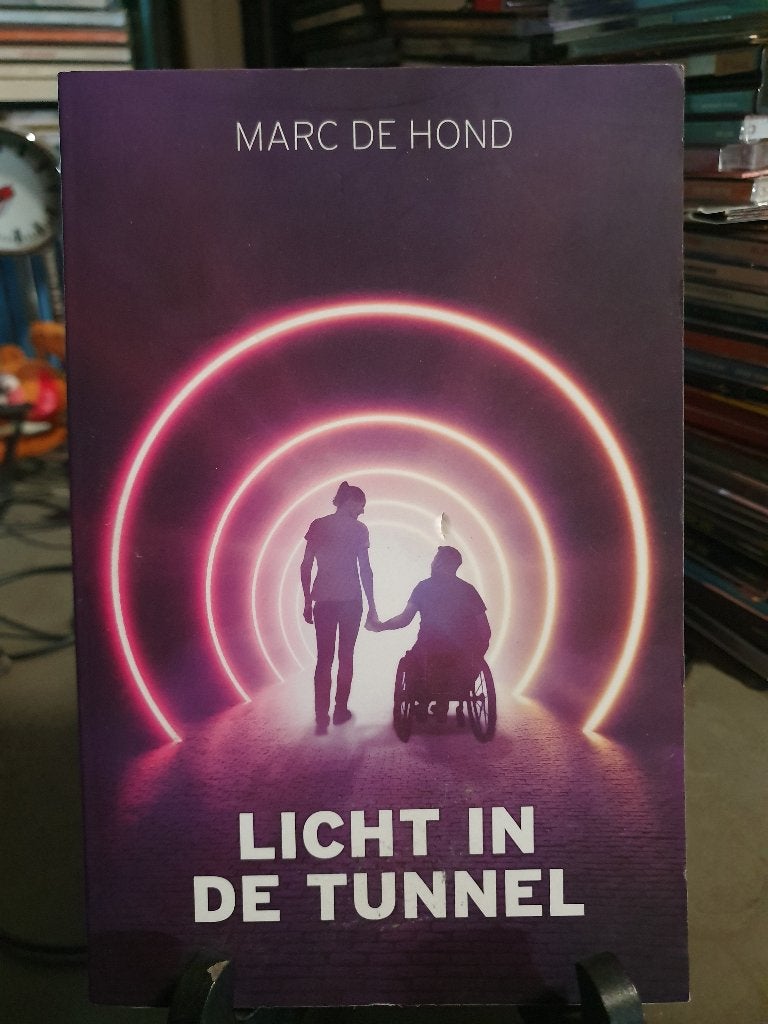 Licht in de tunnel Marc de Hond, Ophalen, Zo goed als nieuw, Sociale psychologie