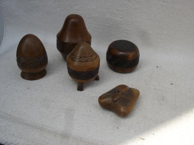 5 stuks KUBA [Congo] art wooden boxes, Hout, Afrika, Ophalen of Verzenden, 12 cm