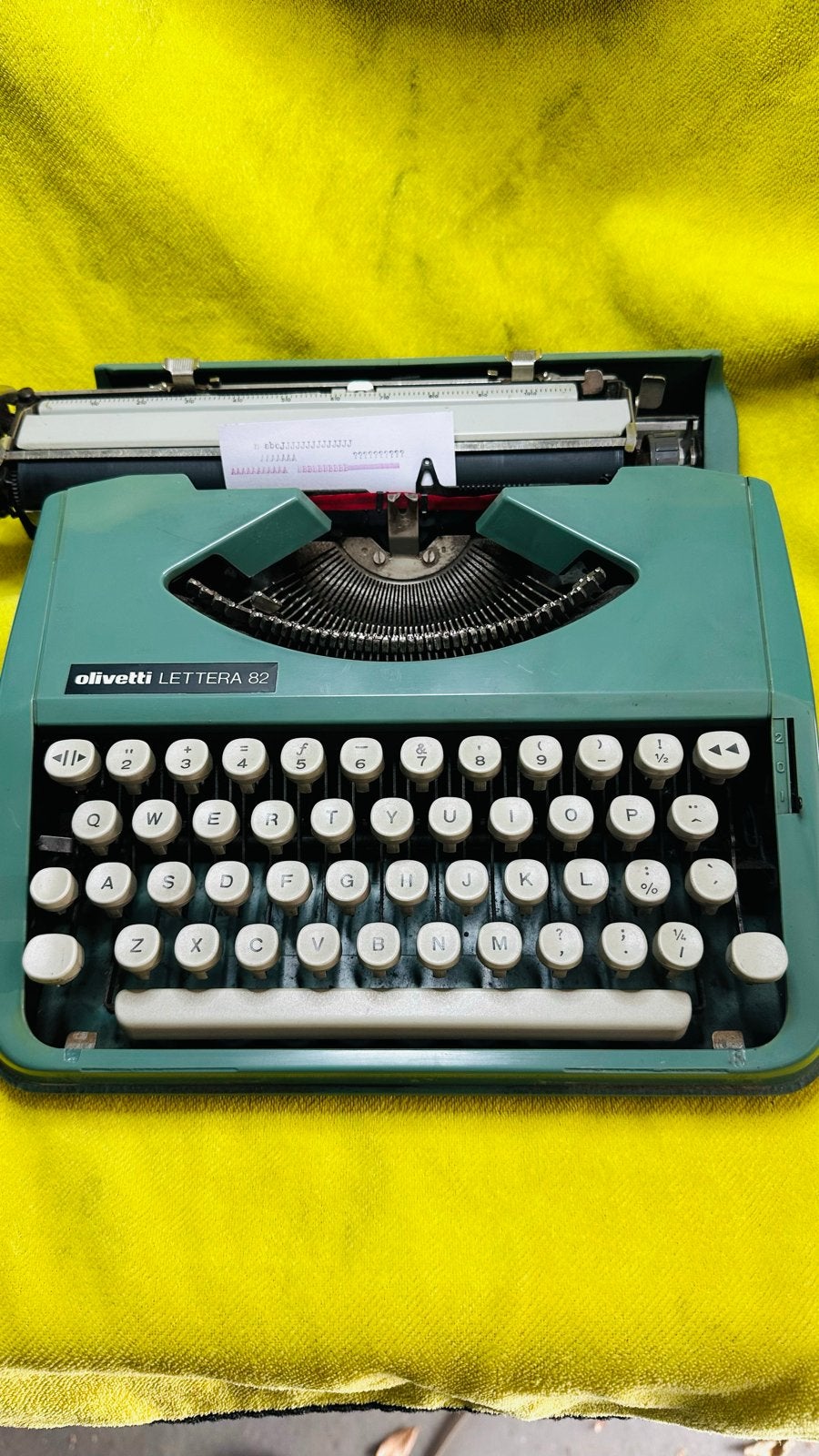 Vintage portable Olivetti letrera 82, Diversen, Ophalen of Verzenden