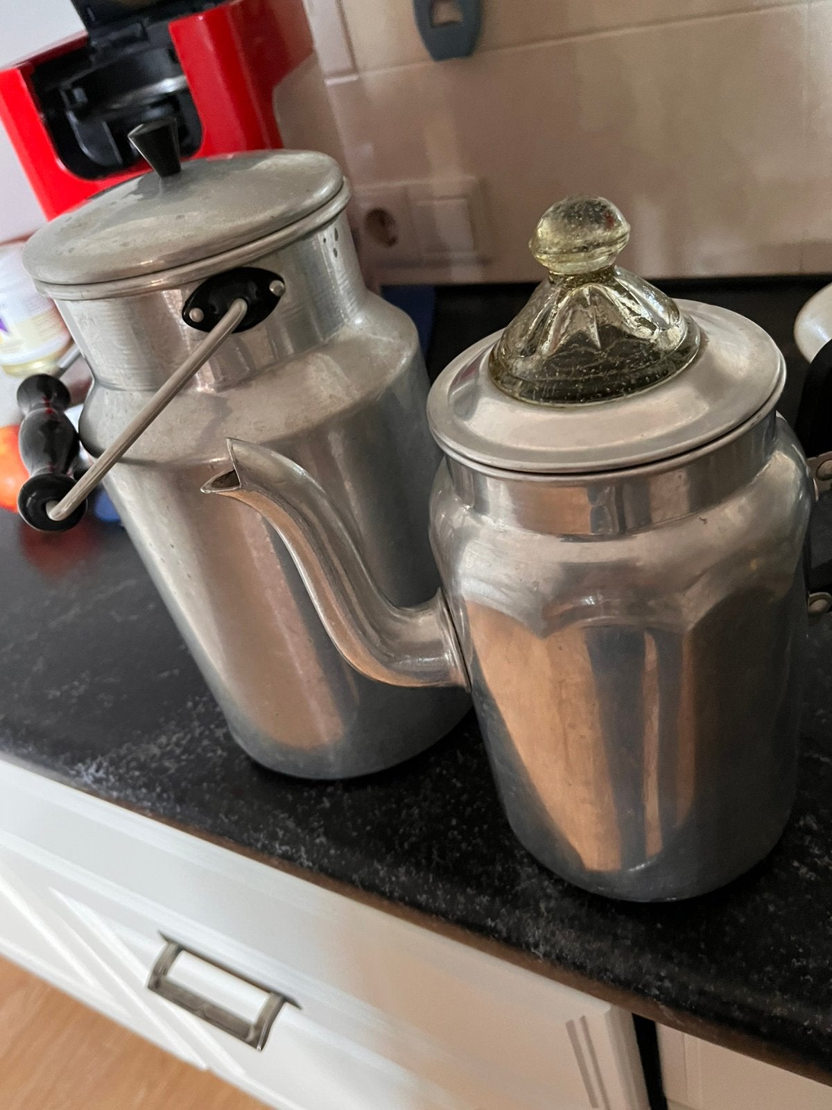 Melkemmer en koffiezetter, Ophalen of Verzenden, Gebruikt, Pot, Bus of Blik