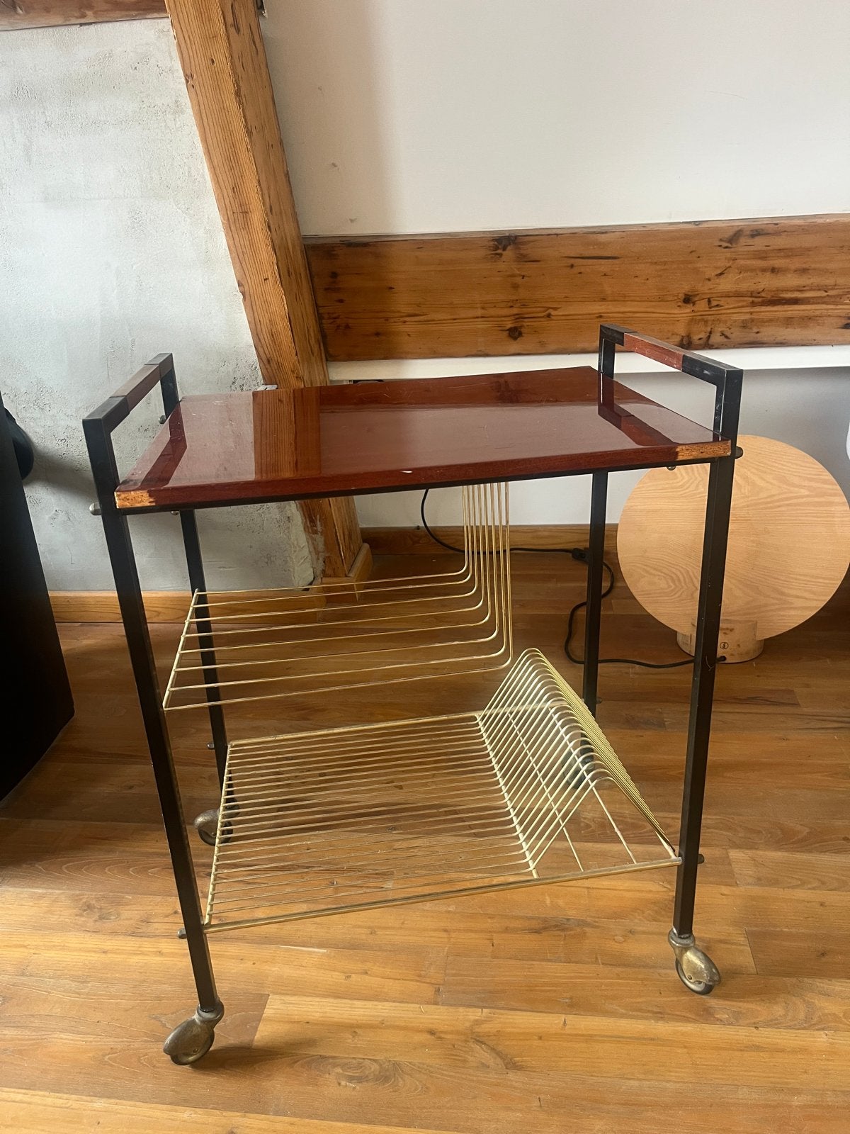 Vintage serveerwagen met platenrek, Ophalen