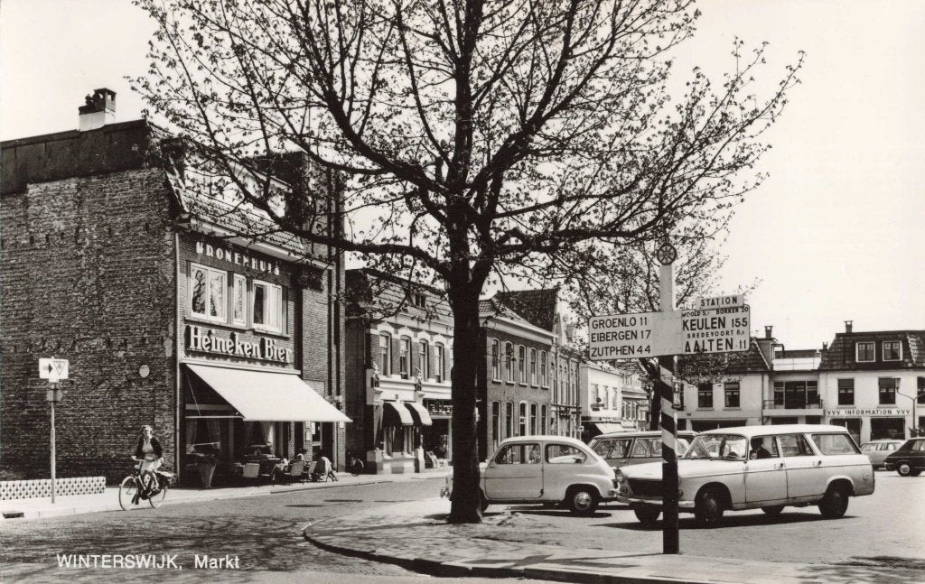 Winterswijk Markt auto Peugeot L3236, Verzamelen, Ophalen, 1960 tot 1980, Ongelopen, Gelderland