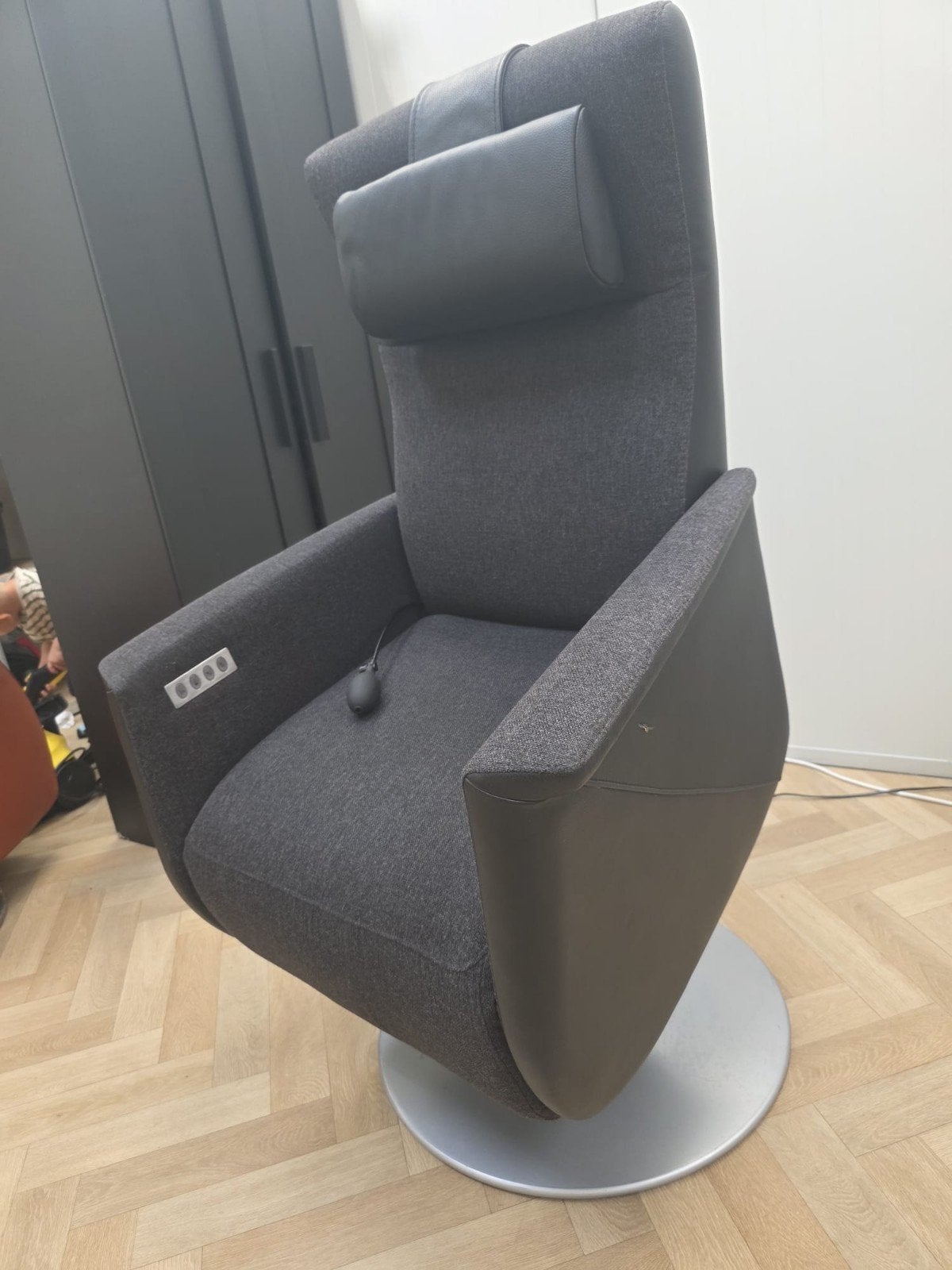 Prominent relaxfauteuil sta op functie grijs en zwart leer, Ophalen of Verzenden, Minder dan 75 cm, Leer, 50 tot 75 cm