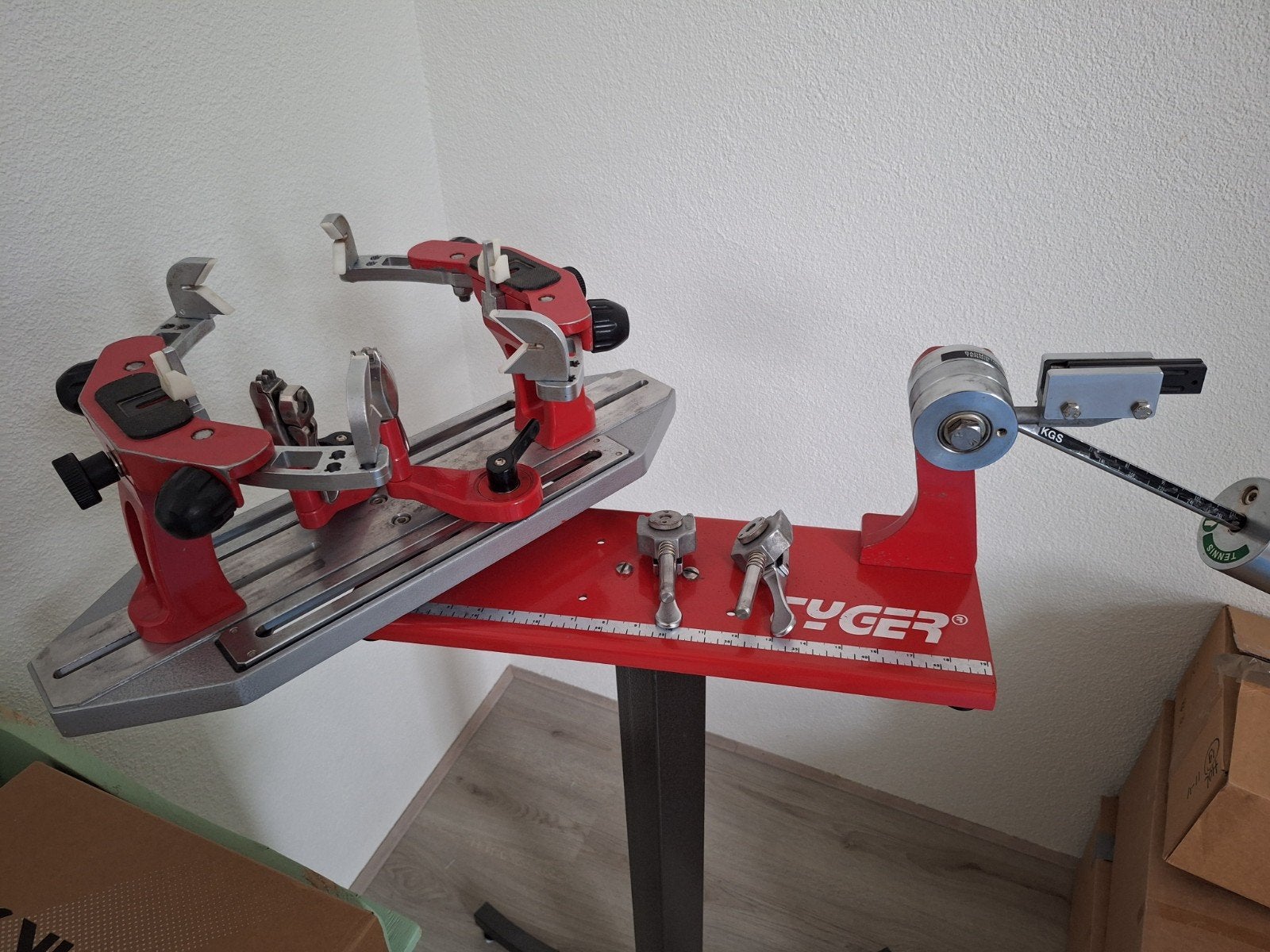 Tyger Stringeco 45 Bespanmachine Tennis/Squash/Badminton, Sport en Fitness, Ophalen, Gebruikt, Overige typen, Overige merken