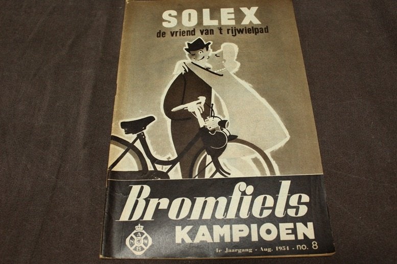 Blad Bromfiets Kampioen augustus 1954 oa. NSU Quickly, Ophalen of Verzenden, Gebruikt