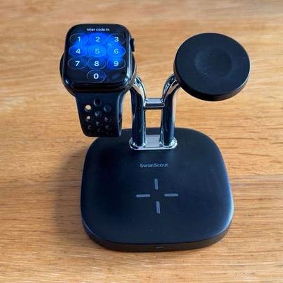 SwanScout dubbele Oplader voor Apple Watch en Airpods, Ophalen of Verzenden, Zo goed als nieuw, Zwart, IOS