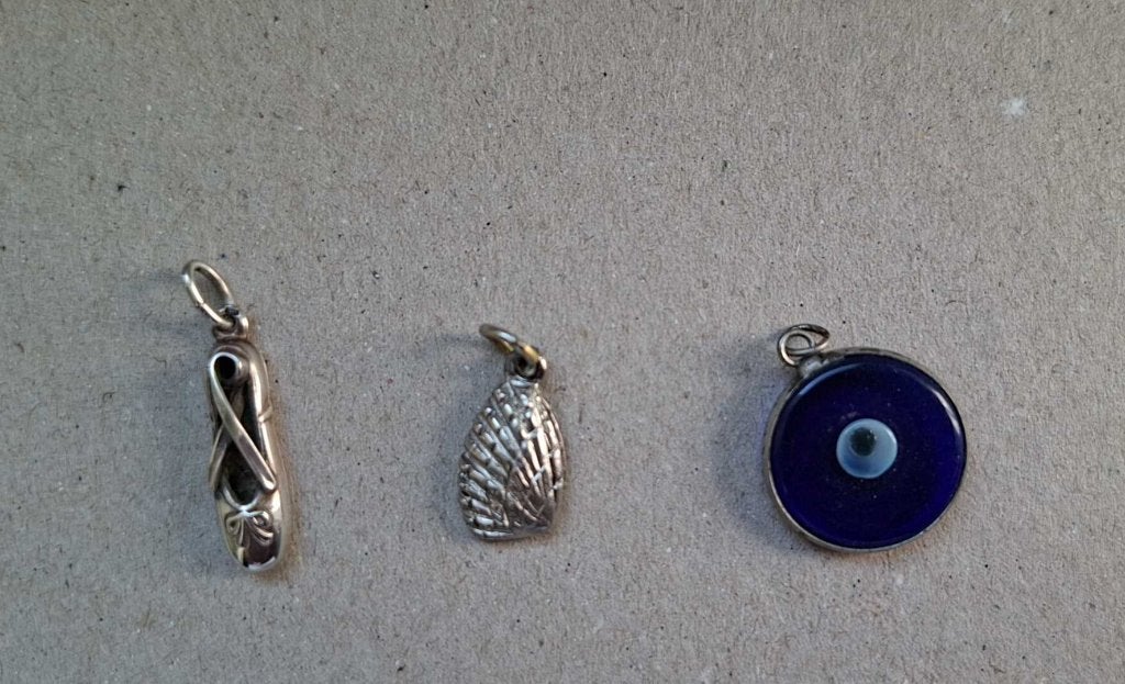 hangertjes: balletschoen, schelp, boze oog, Ophalen of Verzenden, Zo goed als nieuw, Zilver, Overige materialen