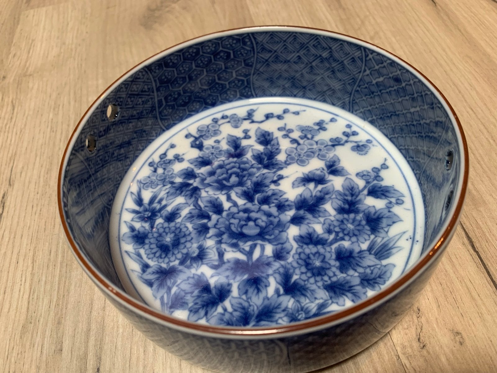 Antieke Chinese kom - Ming-stijl porselein, Ophalen of Verzenden