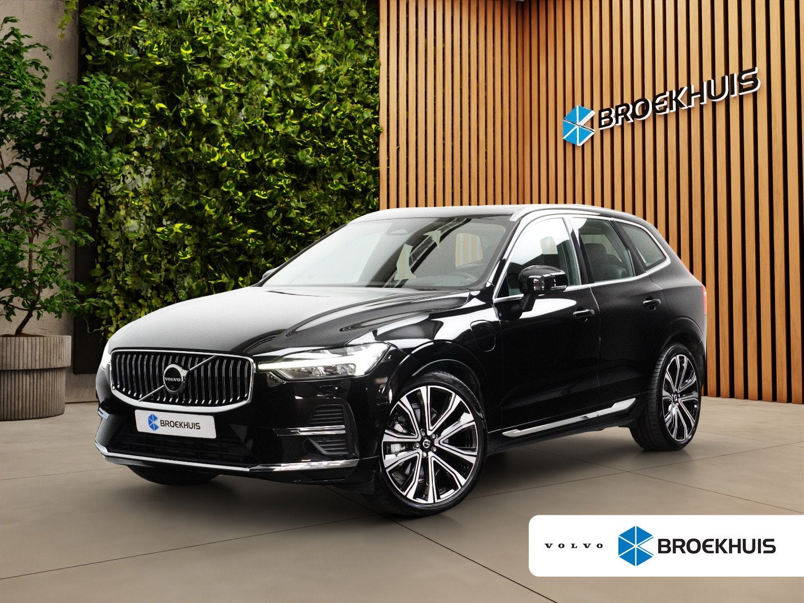 Volvo XC60 2.0 T6 Plug-in hybrid AWD Ultimate Bright, Auto's, Volvo, 12 maanden, Gebruikt, Euro 6, 4 cilinders