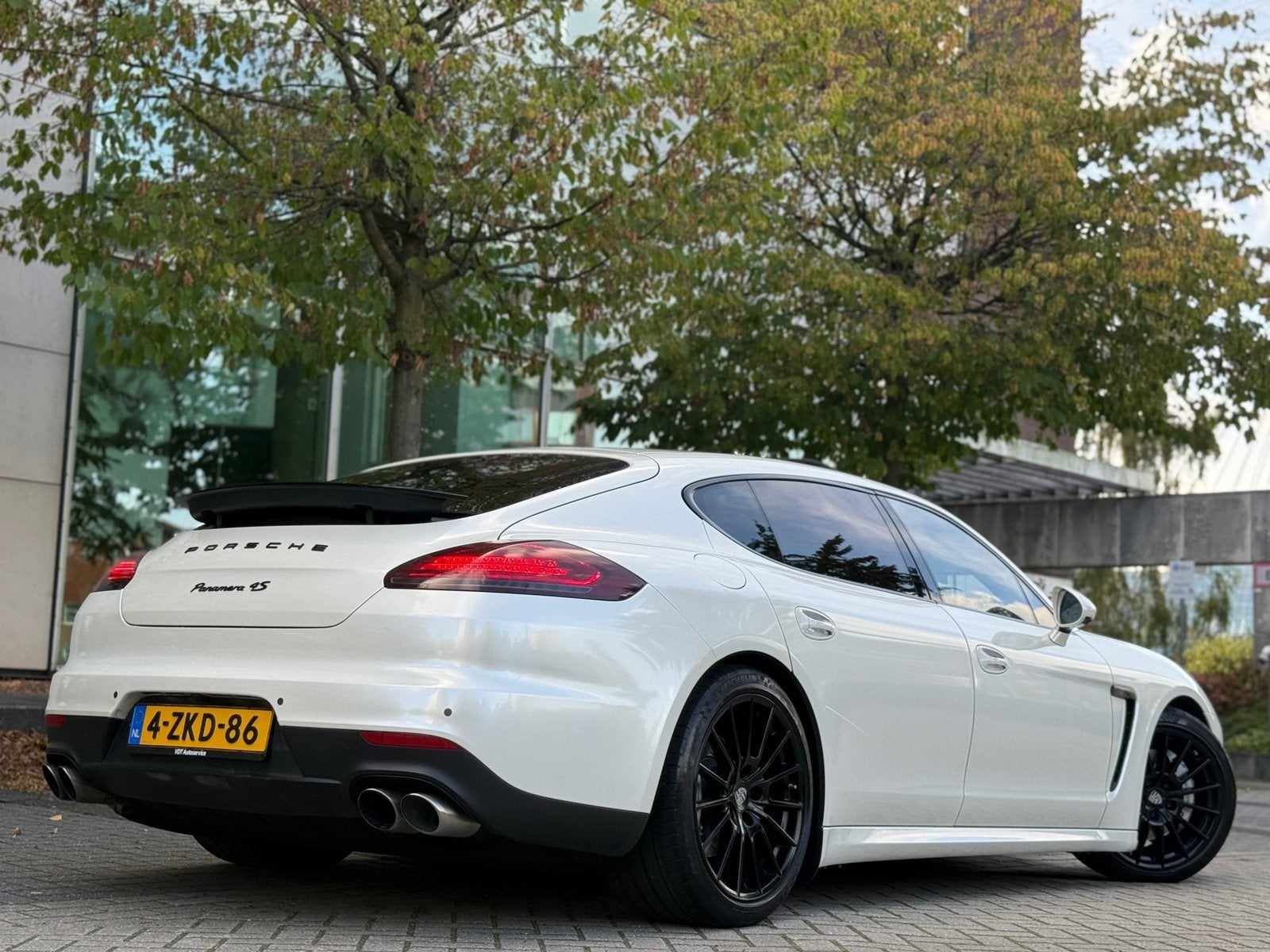 Porsche Panamera 3.0 550PK Turbo 4S PDK LWB Excutive 20”PANO, Auto's, Automaat, Euro 5, Zwart, 4 stoelen