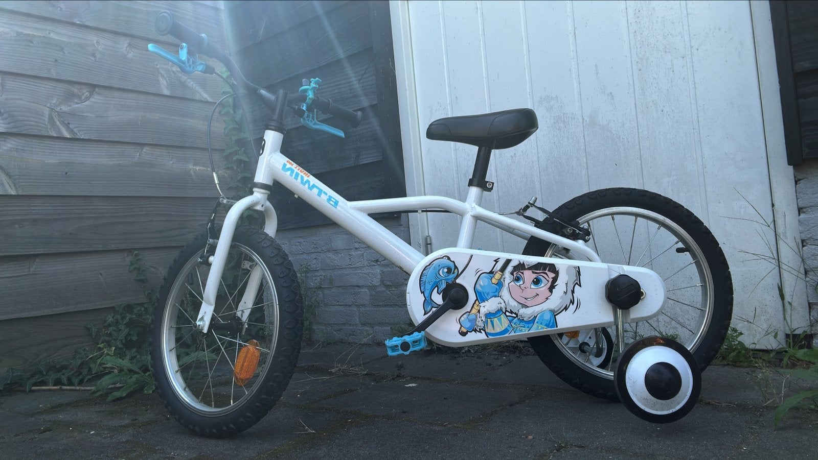 16 inch kinderfiets met zijwieltjes - Btwin inuit, Ophalen, Gebruikt, 16 tot 20 inch, Zijwieltjes