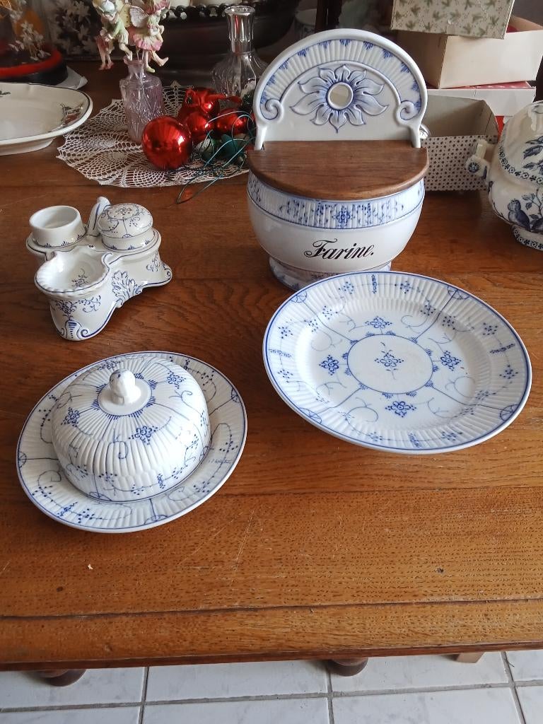 gave serviesdelen villeroy en Boch serie DRESDEN, Antiek en Kunst, Ophalen of Verzenden