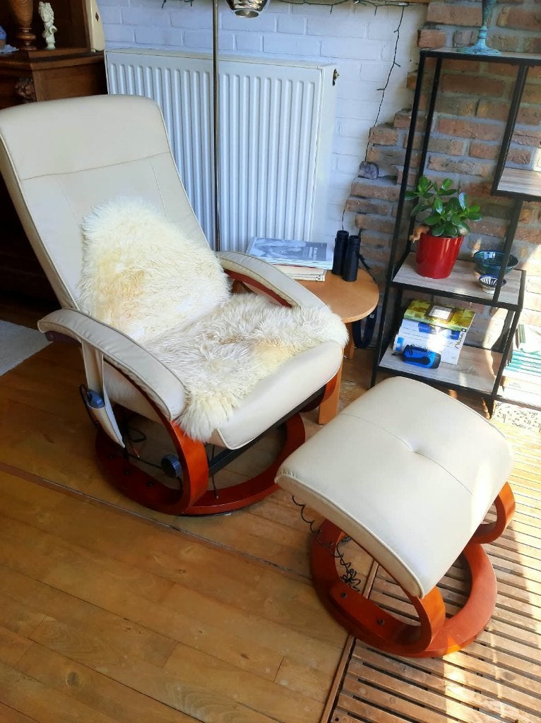 Lederen relaxstoel met voetenbankje, Huis en Inrichting, Ophalen, Gebruikt, Minder dan 75 cm, Leer