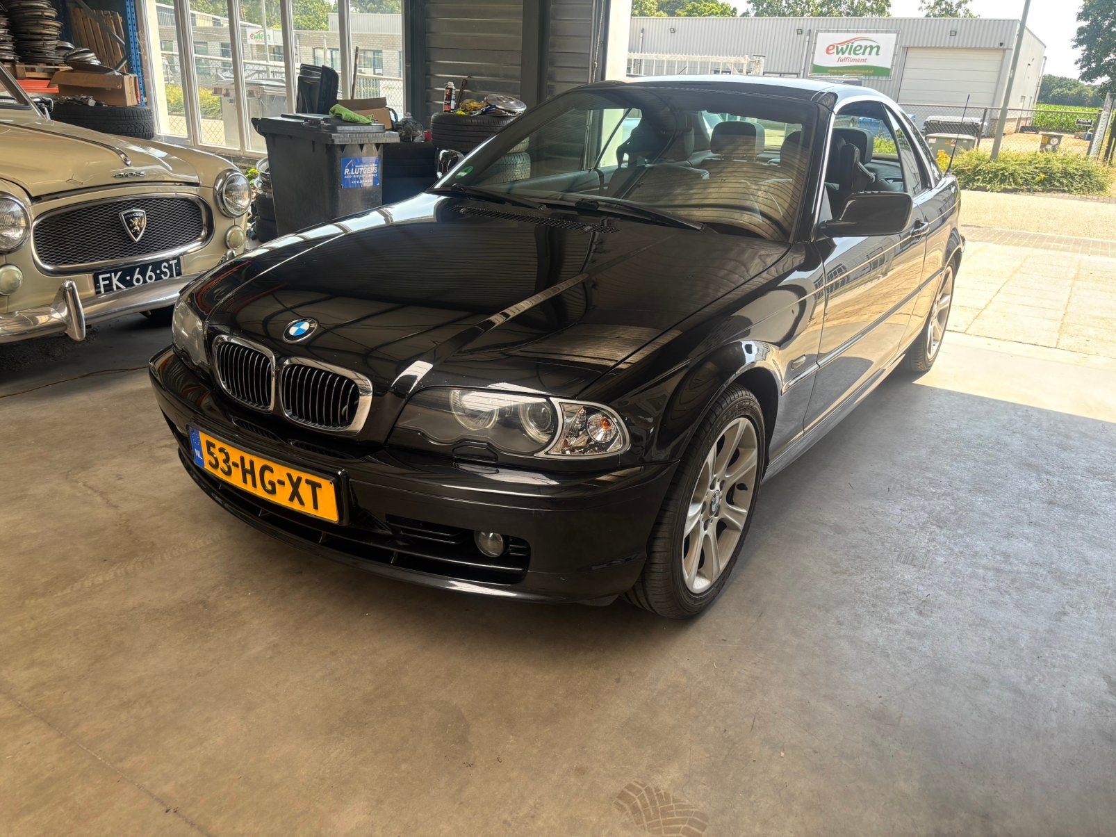 BMW 3-Serie 2.5 CI 325 Cabriolet AUT 2001 Zwart, Automaat, Achterwielaandrijving, Cabriolet, 4 stoelen