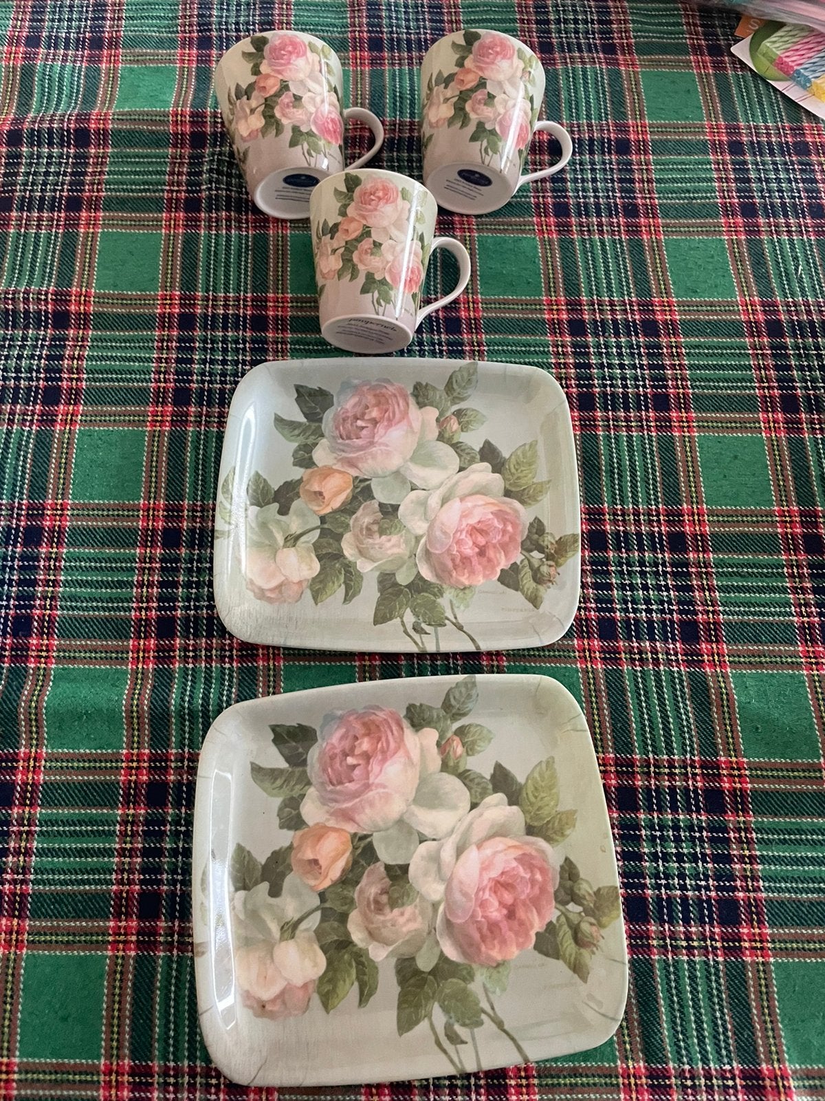 Pimpernel ANTIQUE ROSES bekers en dienbladen, Huis en Inrichting, Overige materialen, Ophalen of Verzenden, Zo goed als nieuw
