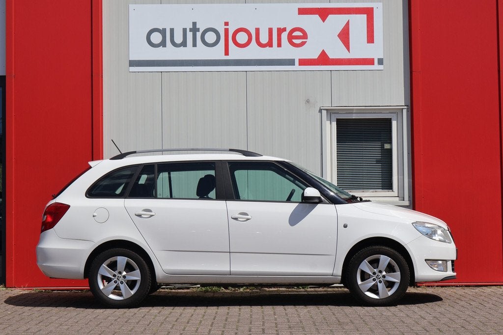 Skoda Fabia Combi 1.2 TDI Greenline (bj 2013), Auto's, Skoda, Voorwielaandrijving, Euro 5, Stof, Zwart